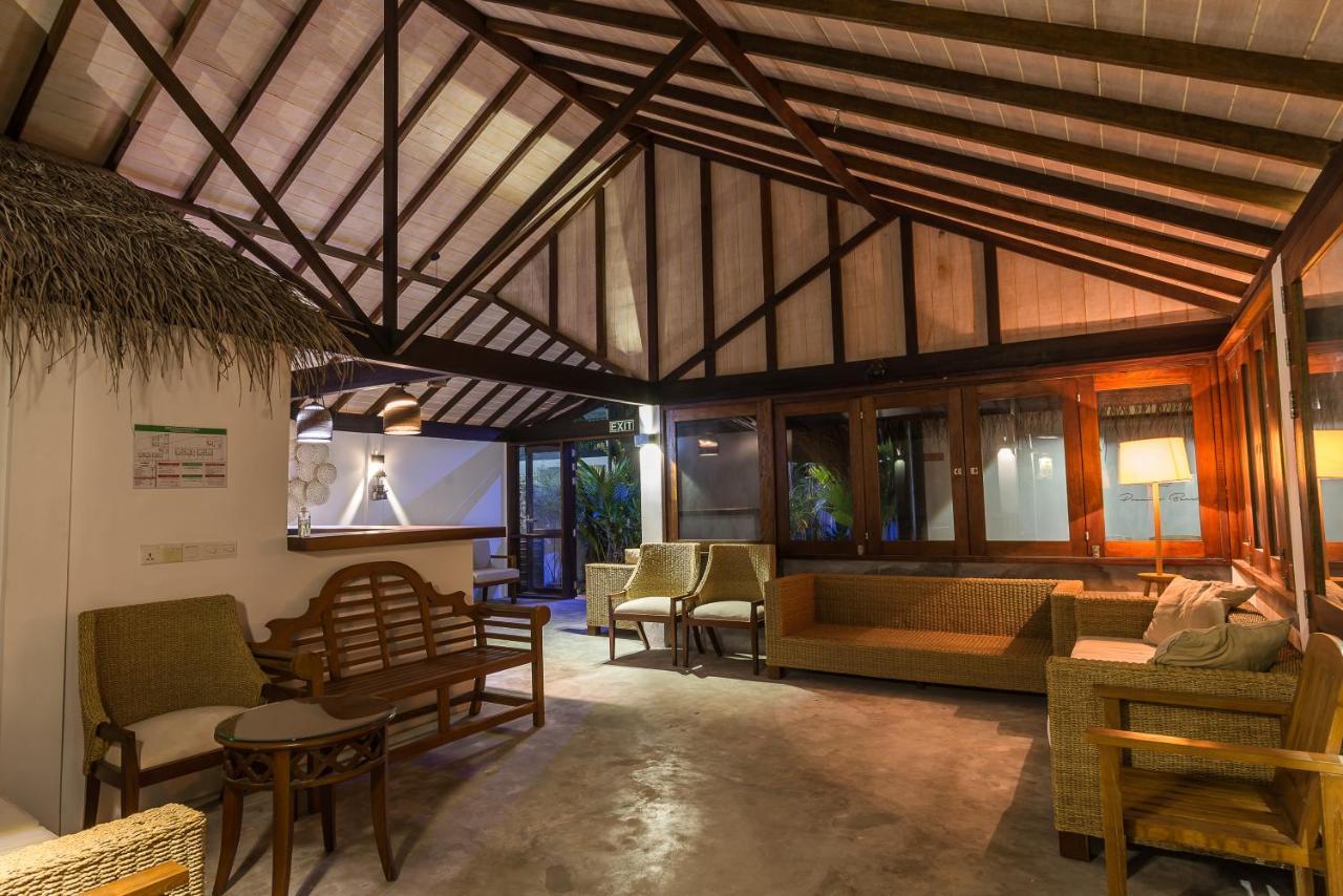 Premier Beach Gulhi Exterior photo