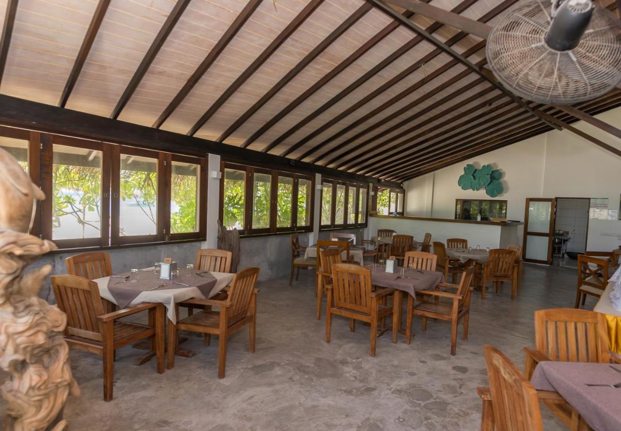 Premier Beach Gulhi Exterior photo