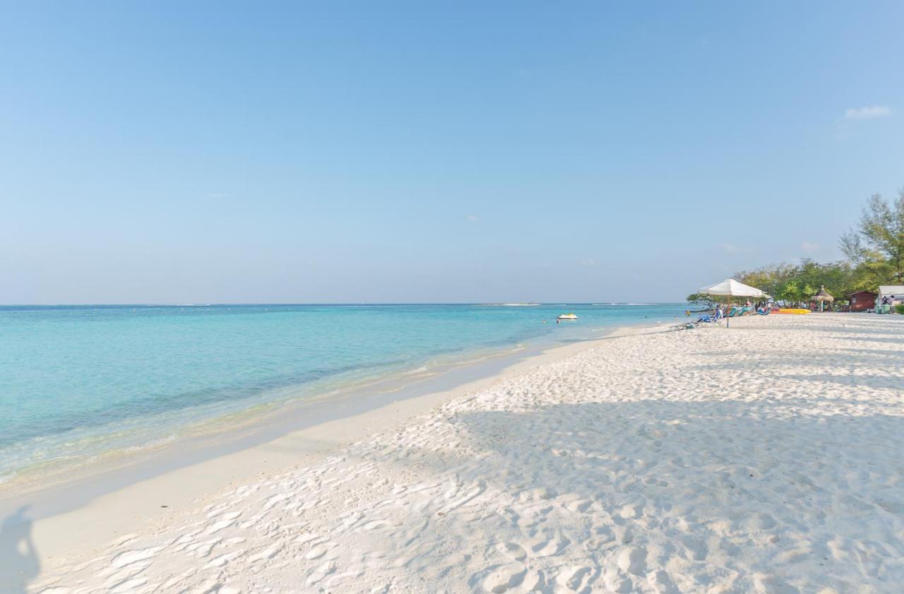 Premier Beach Gulhi Exterior photo